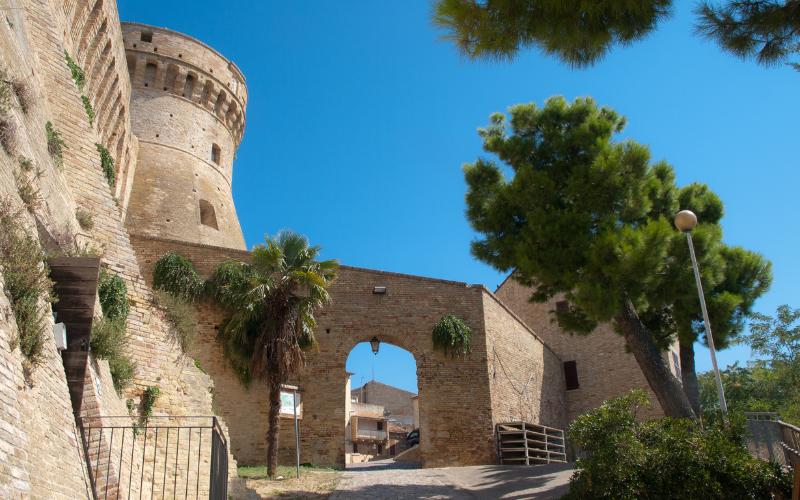 PASQUA DELLA TRADIZIONE TRA ABRUZZO E MARCHE